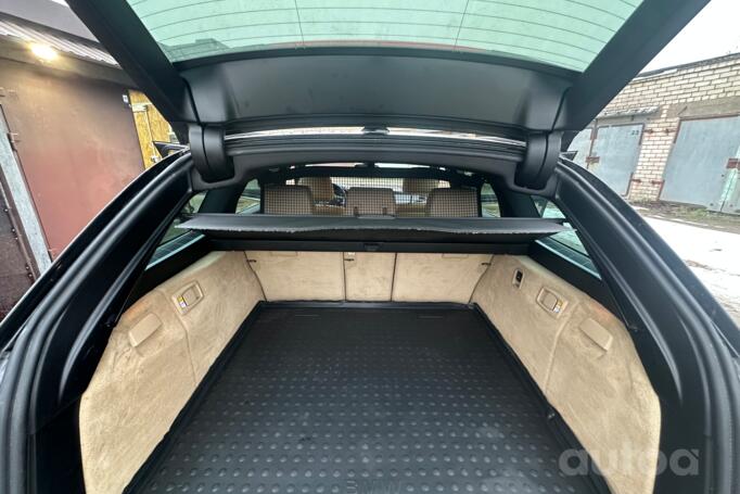 BMW 5 Series F07/F10/F11 [restyling] Touring wagon