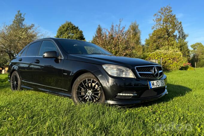 Mercedes-Benz C-Class W204/S204 Sedan 4-doors