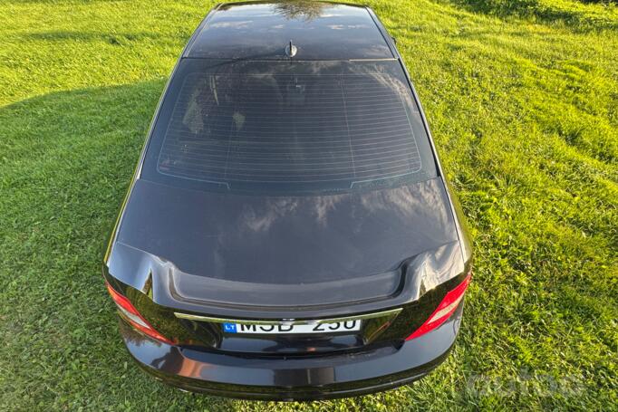 Mercedes-Benz C-Class W204/S204 Sedan 4-doors