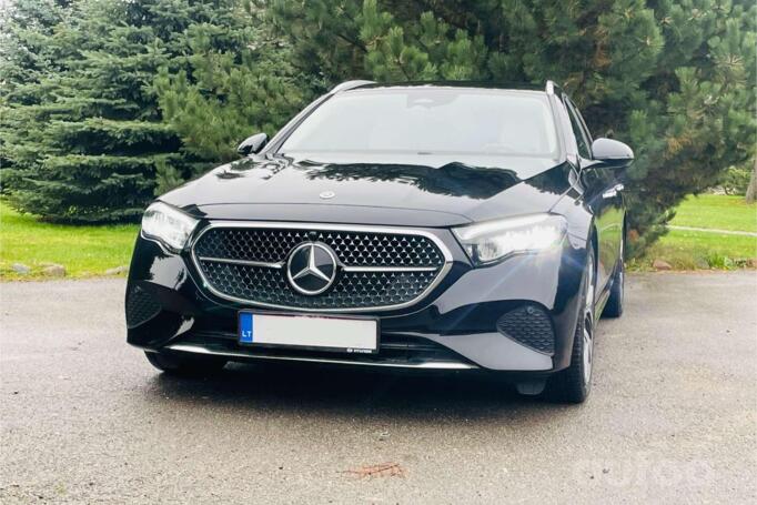 Mercedes-Benz E-Class W214