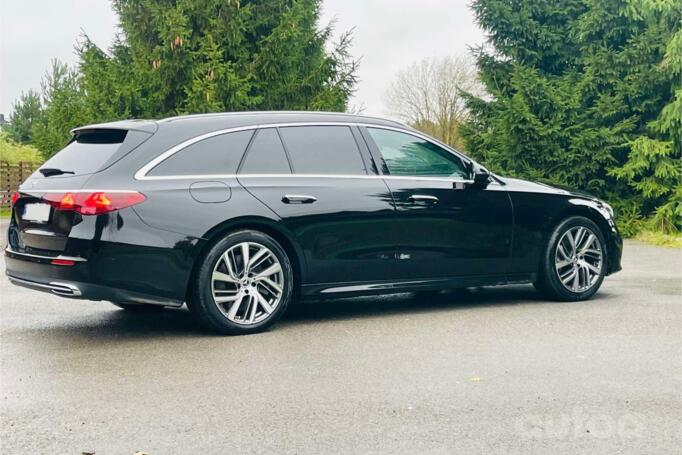 Mercedes-Benz E-Class W214