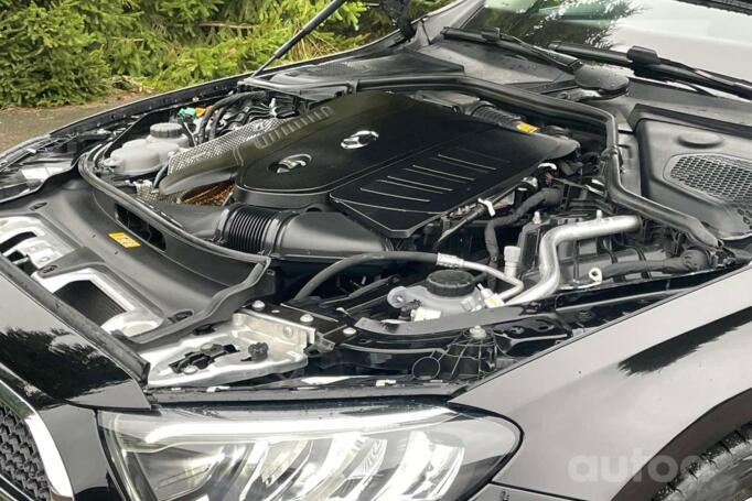 Mercedes-Benz E-Class W214