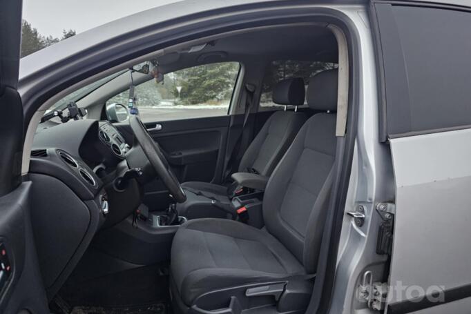 Volkswagen Golf Plus 1 generation