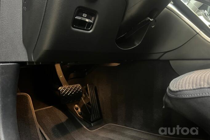 Mercedes-Benz C-Class W206