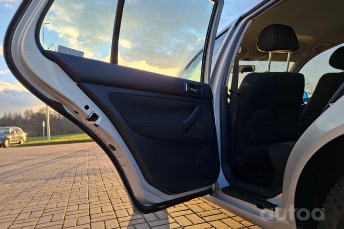 Volkswagen Golf 4 generation Hatchback 5-doors