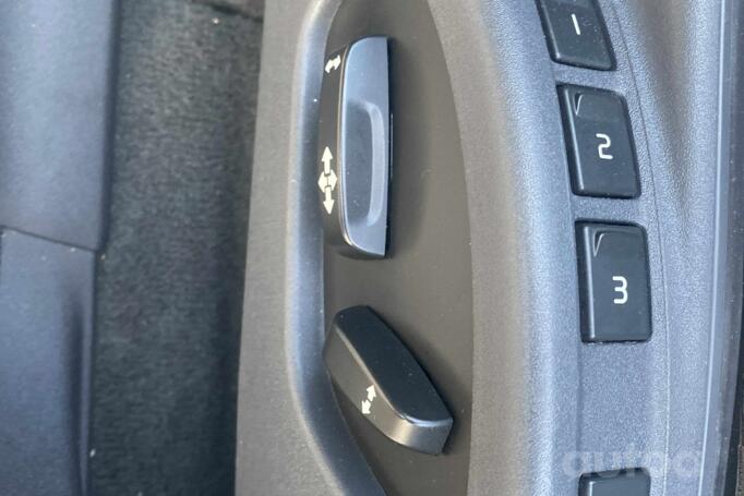 Volvo XC60 1 generation Crossover