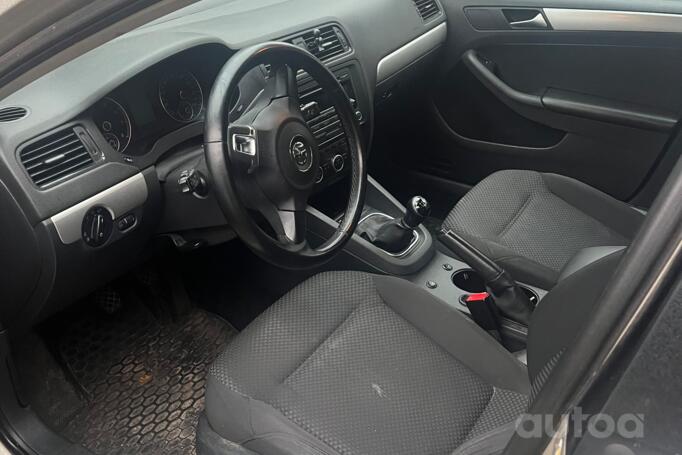 Volkswagen Jetta 6 generation Sedan