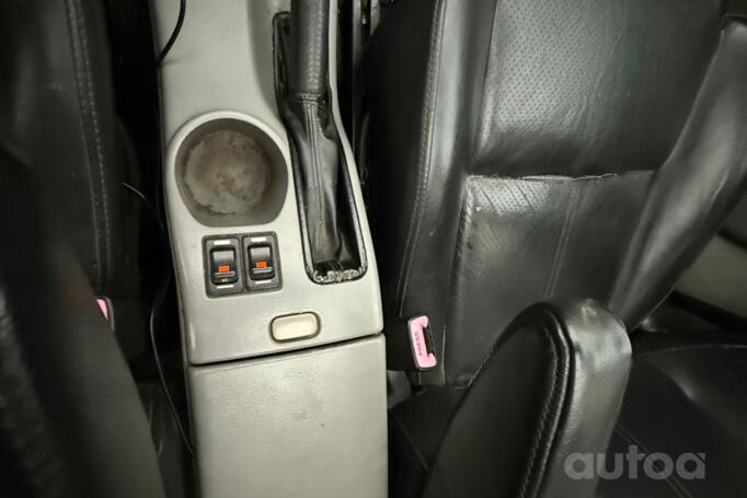 Subaru Forester 2 generation STi crossover 5-doors