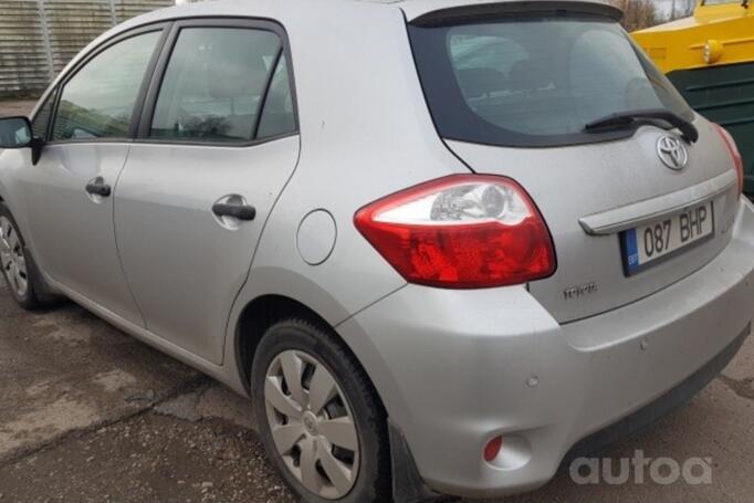 Toyota Auris 1 generation [restyling] Hatchback 5-doors