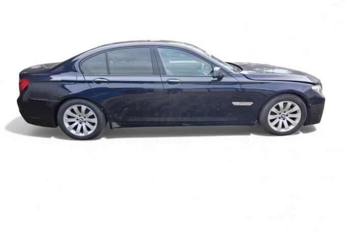 BMW 7 Series F01/F02 Sedan