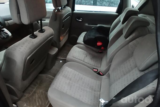 Renault Scenic 2 generation Minivan 5-doors
