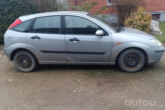 Ford Focus 2 generation Hatchback 5-doors
