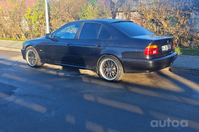 BMW 5 Series E39 Sedan 4-doors