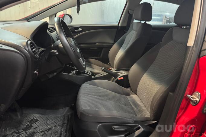 SEAT Leon 2 generation [restyling] Cupra hatchback 5-doors