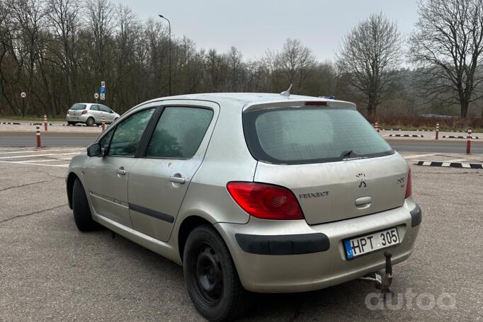 Peugeot 307 1 generation [restyling] Hatchback 5-doors