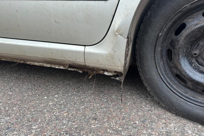 Peugeot 307 1 generation [restyling] Hatchback 5-doors