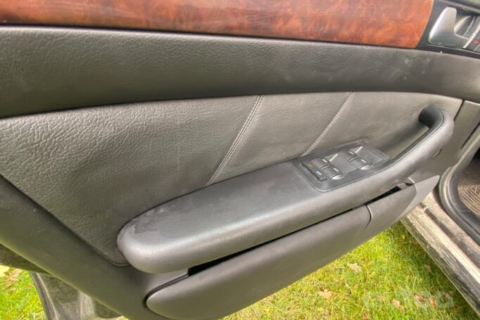 Audi A6 4B/C5 [restyling] Sedan