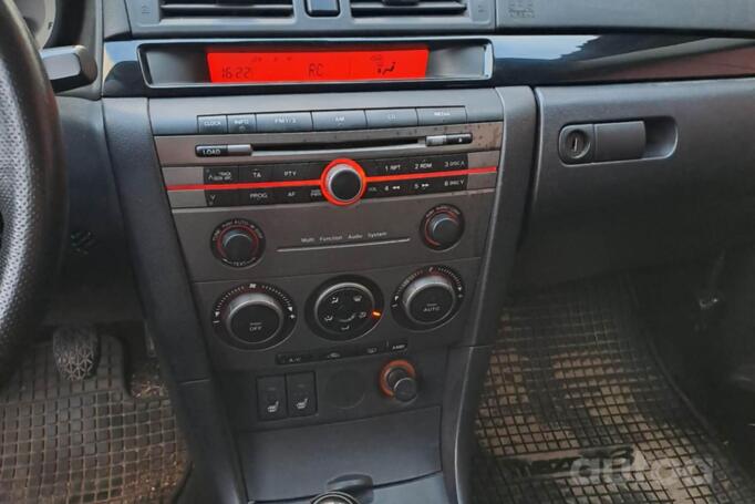 Mazda 3 BK [restyling] Hatchback 5-doors