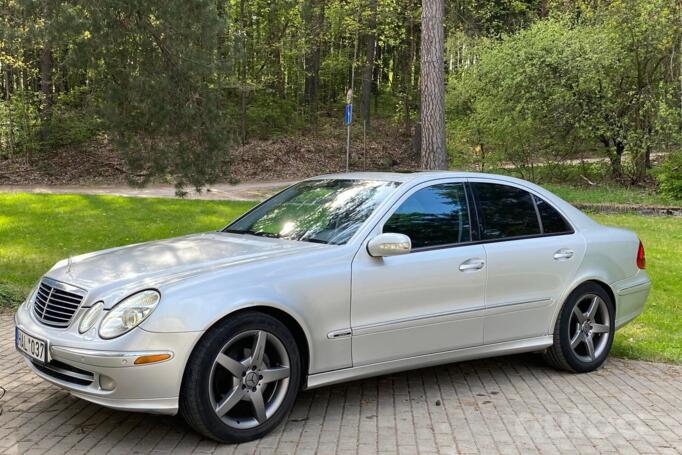 Mercedes-Benz E-Class W211 Sedan