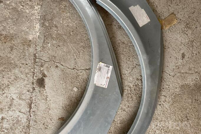 Mercedes-Benz E-Class W211 Sedan