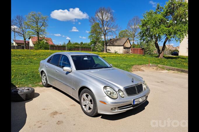 Mercedes-Benz E-Class W211 Sedan