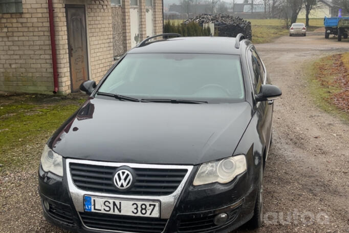 Volkswagen Passat B6 wagon 5-doors