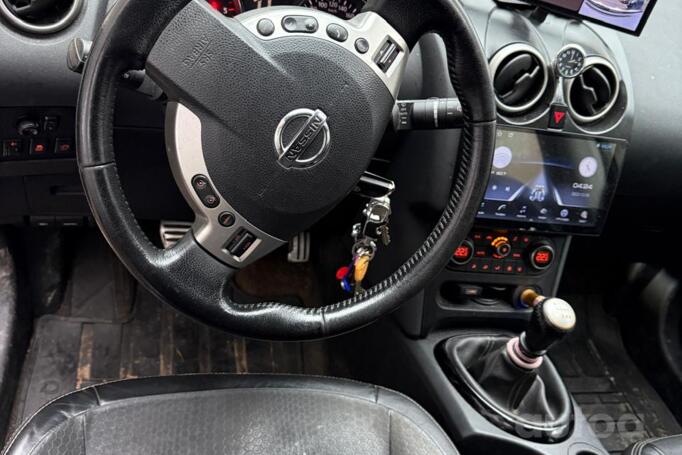 Nissan Qashqai 2 generation Crossover