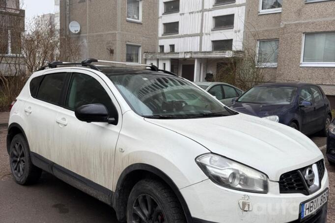 Nissan Qashqai 2 generation Crossover