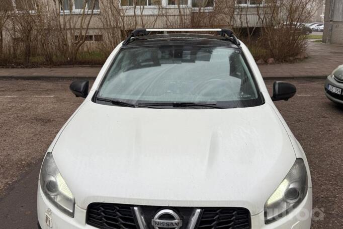 Nissan Qashqai 2 generation Crossover