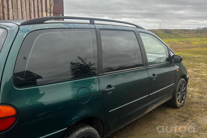 Volkswagen Sharan 1 generation Minivan 5-doors