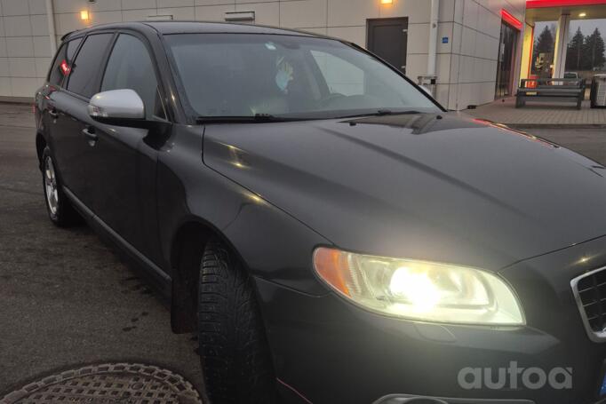 Volvo V70 3 generation wagon
