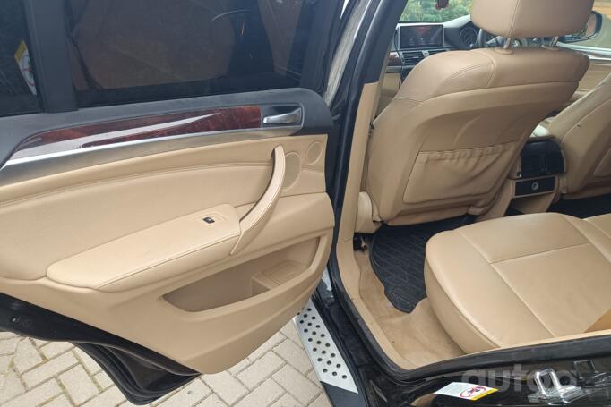 BMW X5 E70 Crossover