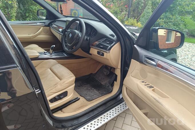 BMW X5 E70 Crossover