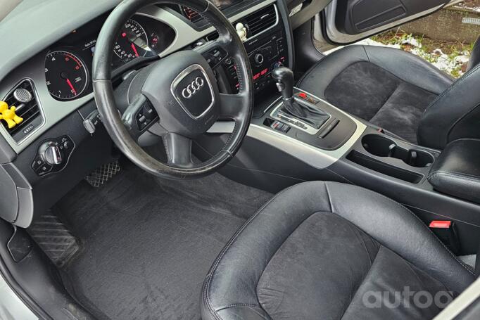 Audi A4 B8/8K Sedan 4-doors