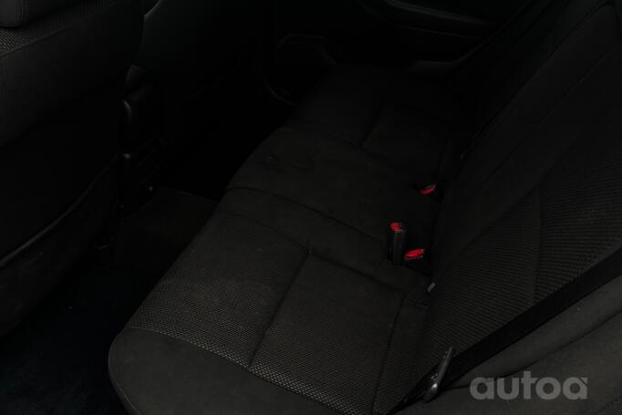 Toyota Avensis 2 generation wagon