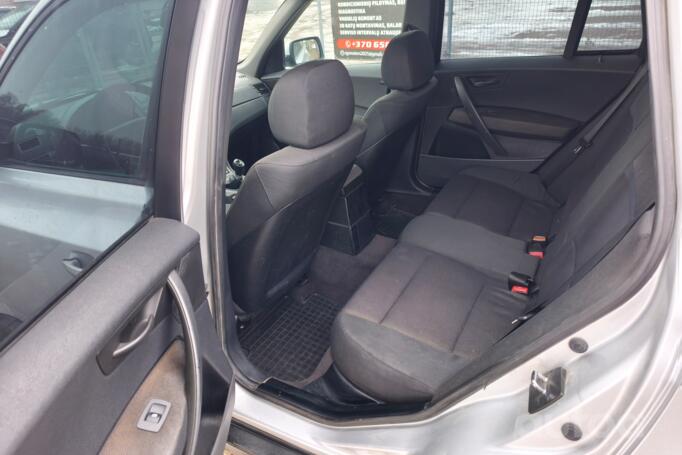 BMW X3 E83 Crossover