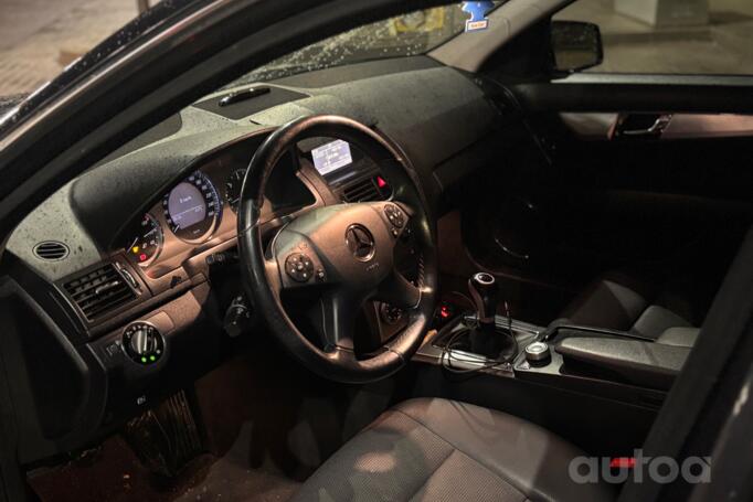 Mercedes-Benz C-Class W204/S204 Sedan