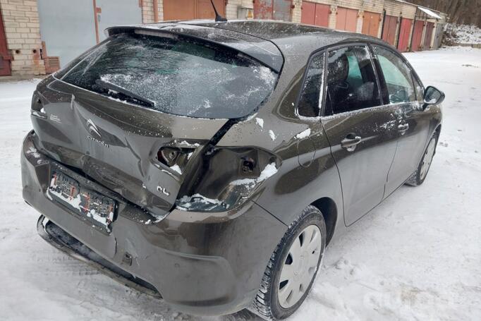 Citroen C4 2 generation Hatchback