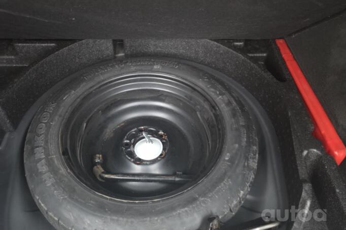 Volvo V50 1 generation [restyling]