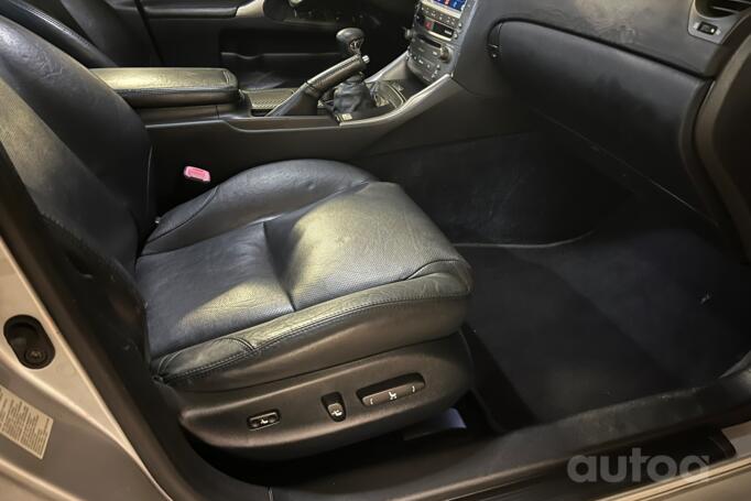 Lexus IS XE20 Sedan 4-doors