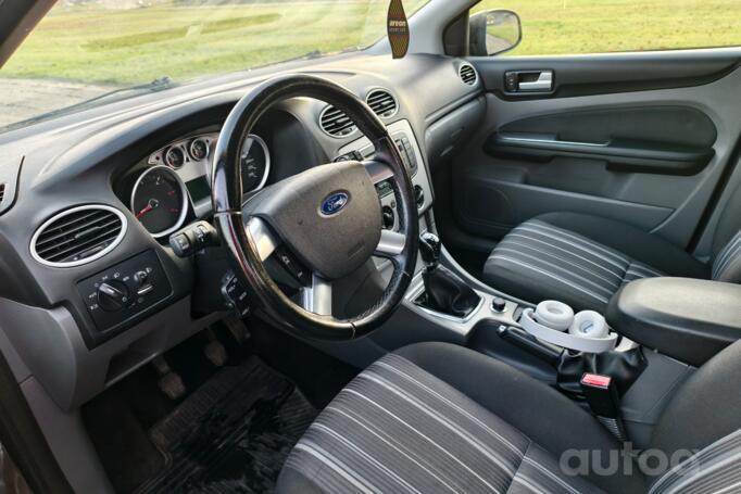 Ford Focus 2 generation [restyling] wagon 5-doors