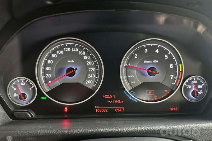 BMW 3 Series 330i Sedan