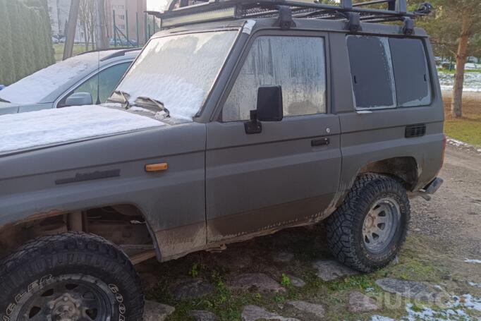 Toyota Land Cruiser J60 SUV