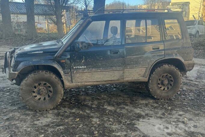 Suzuki Vitara 1 generation