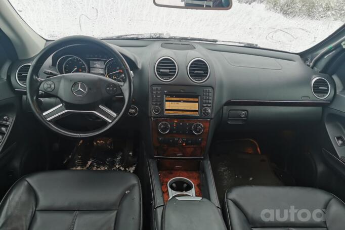 Mercedes-Benz GL-Class X164 [restyling] SUV 5-doors