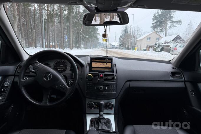 Mercedes-Benz C-Class W204/S204 Sedan