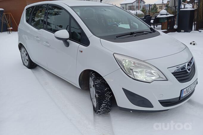 Opel Meriva 2 generation Minivan