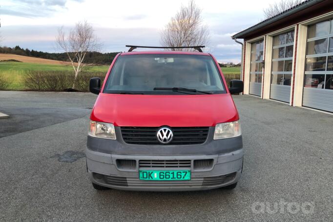 Volkswagen Transporter T5 Minivan 4-doors