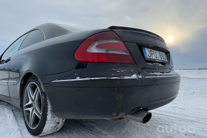 Mercedes-Benz CLK-Class C209 Coupe-Hardtop