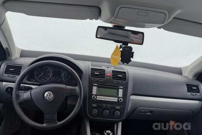 Volkswagen Jetta 5 generation Sedan 4-doors